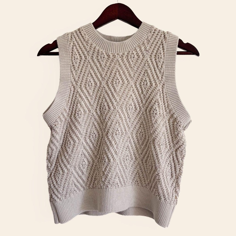 Elie Tahari Textured Knit Sweater Vest